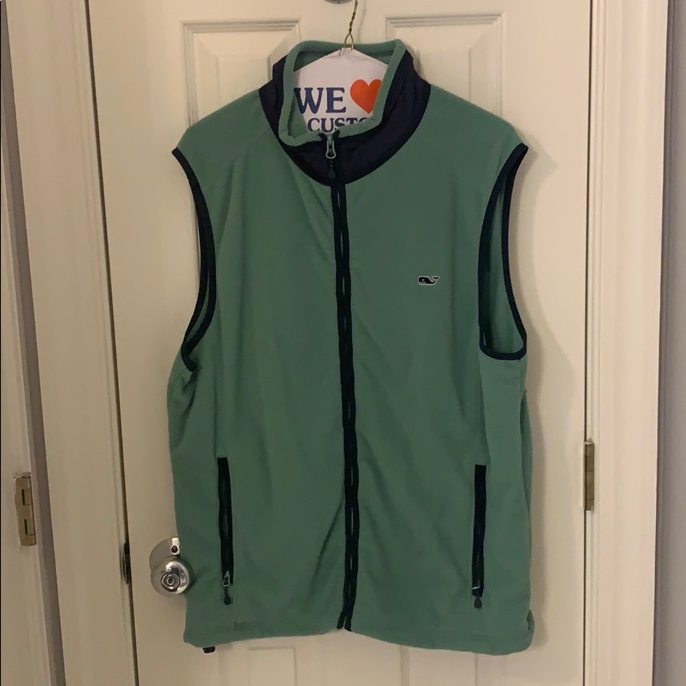 Vineyard vines vest